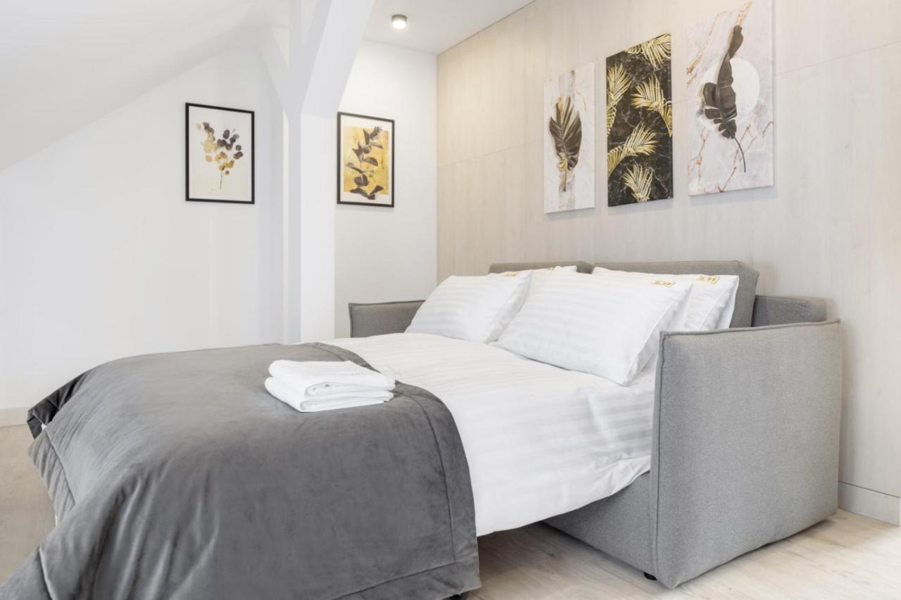 Apartamenty L11, Limanowskiego พอซนาน ภายนอก รูปภาพ