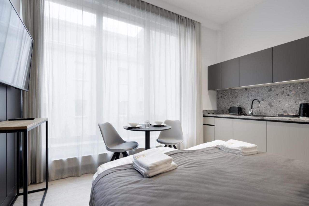 Apartamenty L11, Limanowskiego พอซนาน ภายนอก รูปภาพ
